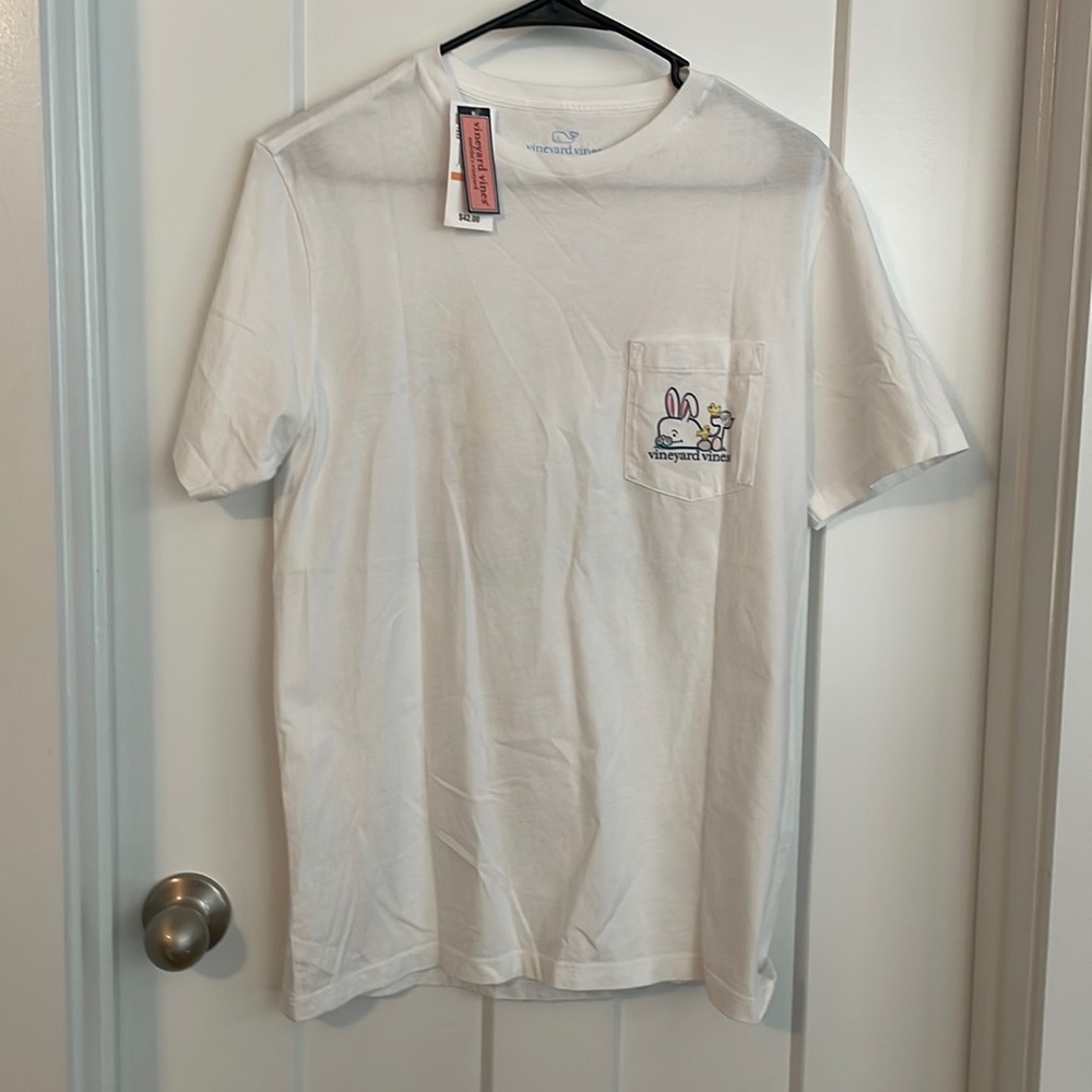 BNWT vineyard vines mens t-shirt